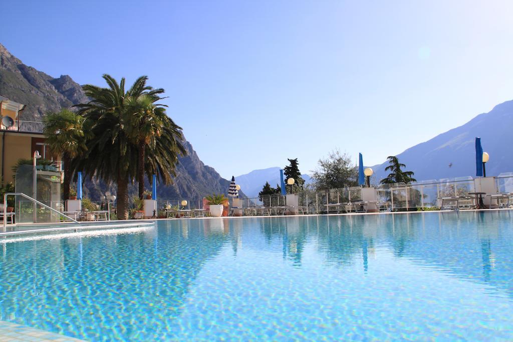 Hotel Riviera Panoramic Green Resort Limone sul Garda Ngoại thất bức ảnh