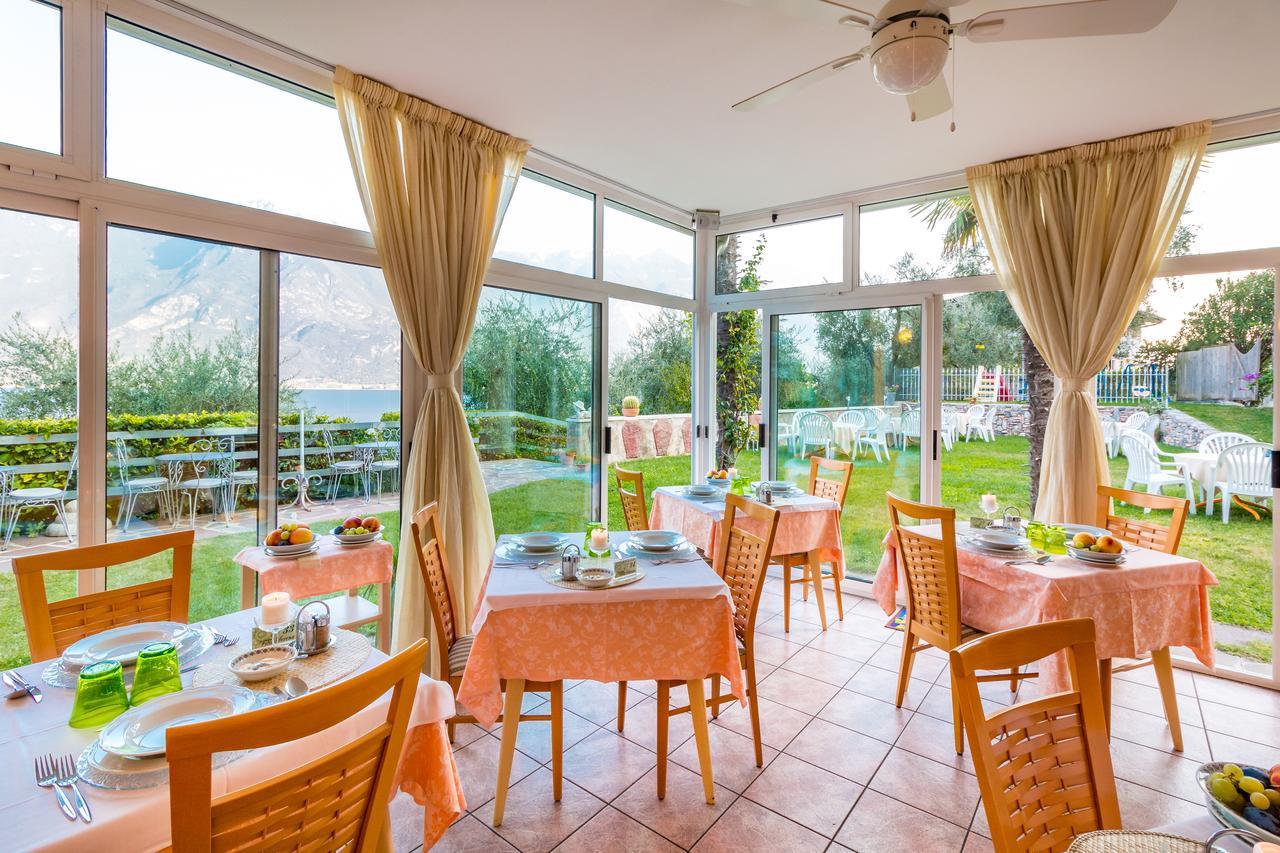 Hotel Riviera Panoramic Green Resort Limone sul Garda Ngoại thất bức ảnh