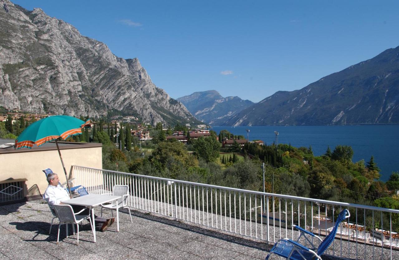 Hotel Riviera Panoramic Green Resort Limone sul Garda Ngoại thất bức ảnh