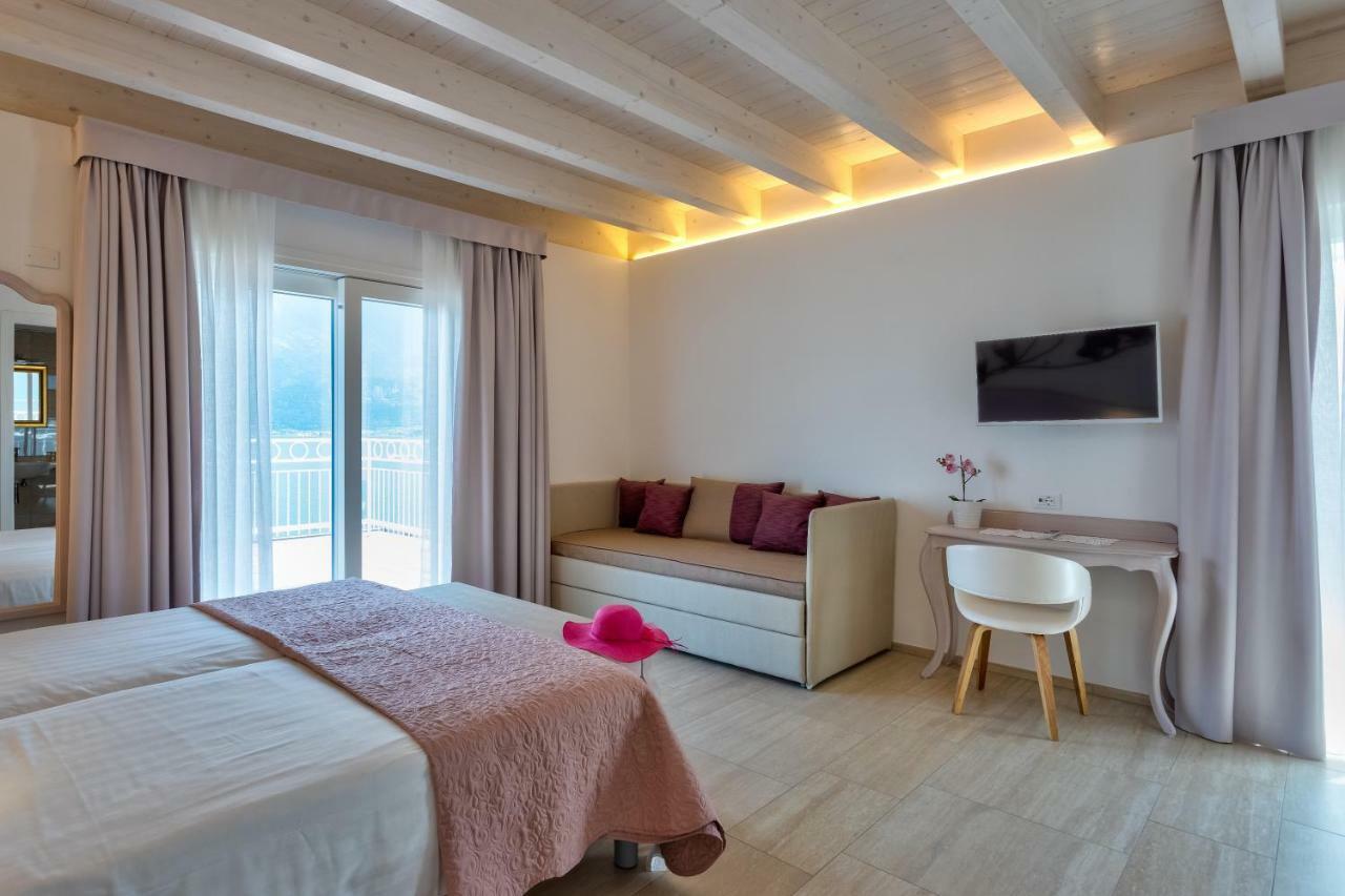 Hotel Riviera Panoramic Green Resort Limone sul Garda Ngoại thất bức ảnh