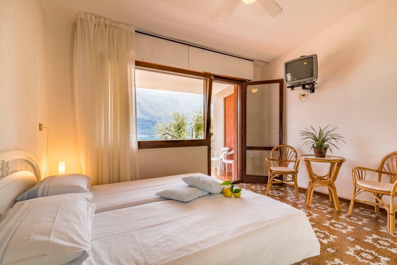 Hotel Riviera Panoramic Green Resort Limone sul Garda Ngoại thất bức ảnh